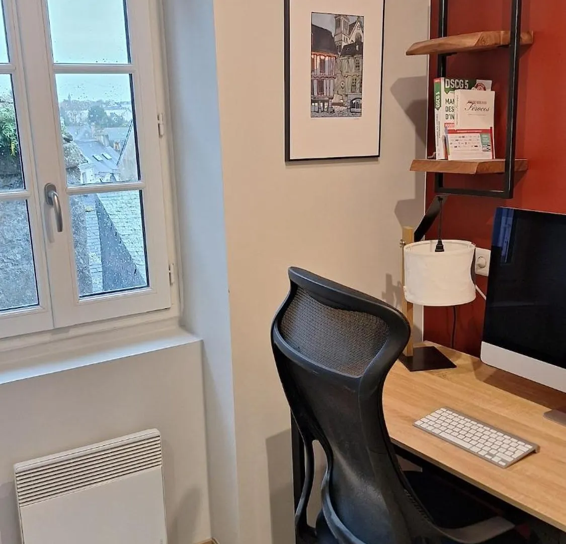 Chic Et Cozy Duplex Dans Le Centre Ville De 瓦讷