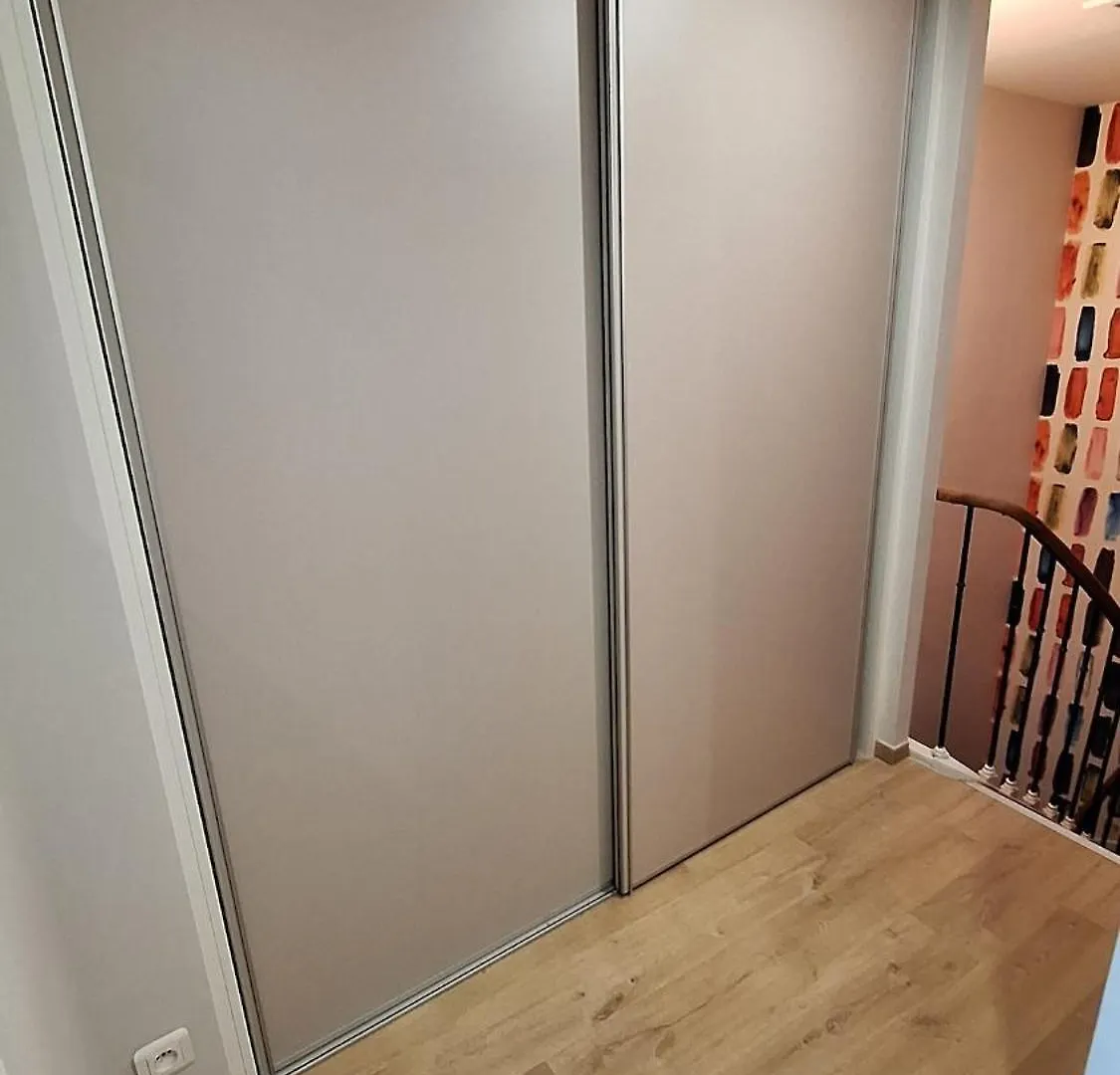 Chic Et Cozy Duplex Dans Le Centre Ville De 瓦讷 公寓