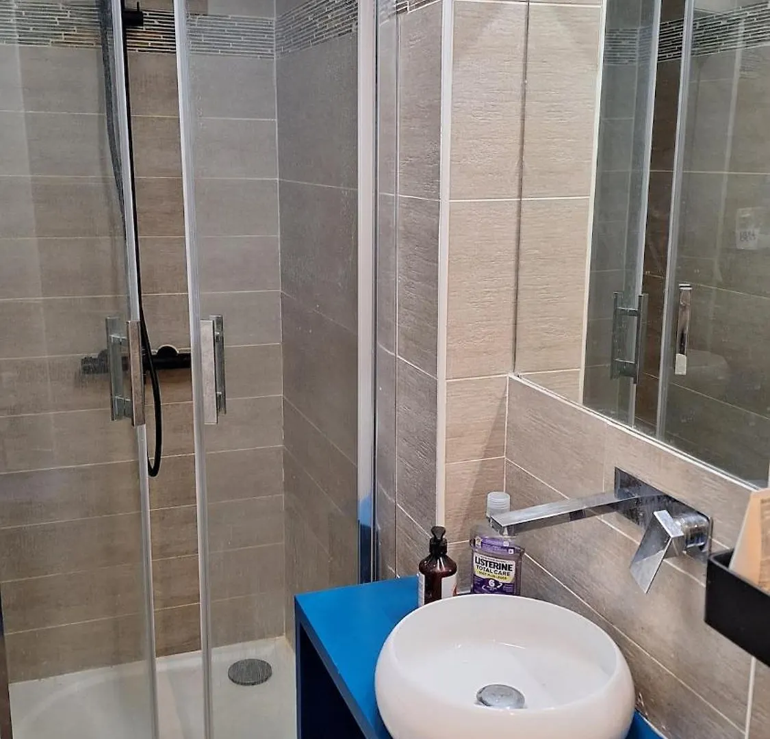 Chic Et Cozy Duplex Dans Le Centre Ville De 瓦讷 法国